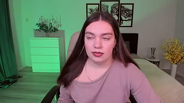 DaniellaLovely online show from 11/25/24, 11:07