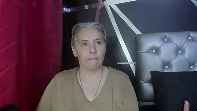 Goddess Mature online show from 12/06/24, 11:46