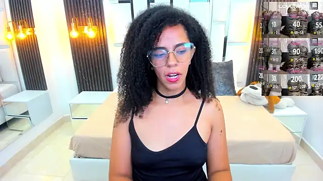 brunette xgirll online show from 11/10/24, 02:41