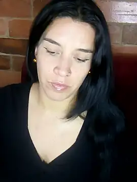 Gabriela squirt02 online show from 11/25/24, 11:19