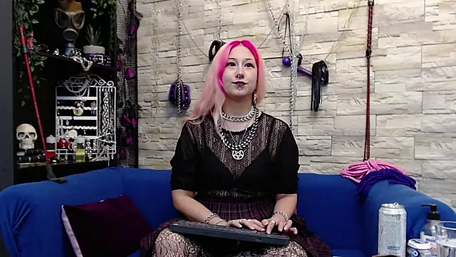 CruelMistress online show from 11/18/24, 11:38