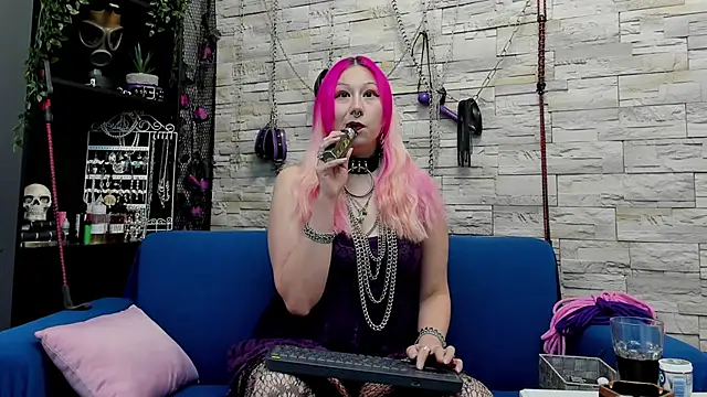 CruelMistress online show from 12/15/24, 11:48