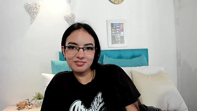 emily figueroa online show from 12/10/24, 05:04