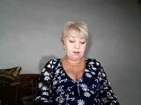 Diane Betta online show from 12/22/24, 02:49