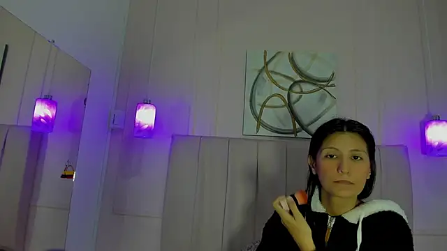 Emma Payton online show from 11/28/24, 11:40