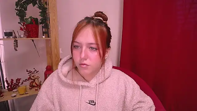 TrishaRish online show from 12/04/24, 03:54