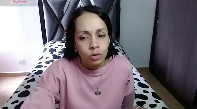 Amber Lovely online show from 11/11/24, 07:15