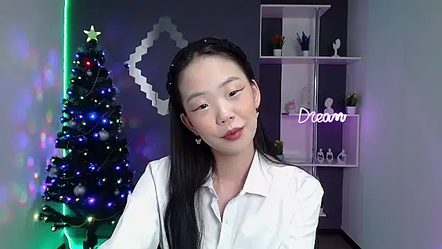 DreamyFairy online show from 12/20/24, 01:10