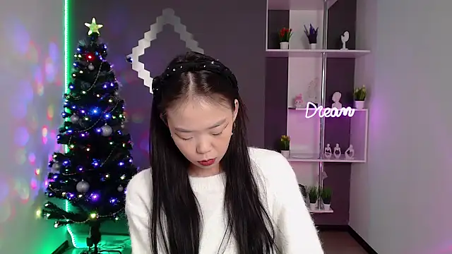 DreamyFairy online show from 12/19/24, 01:14