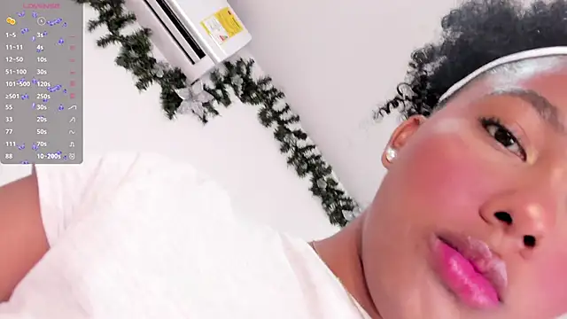 emma curlsss online show from 12/19/24, 01:51