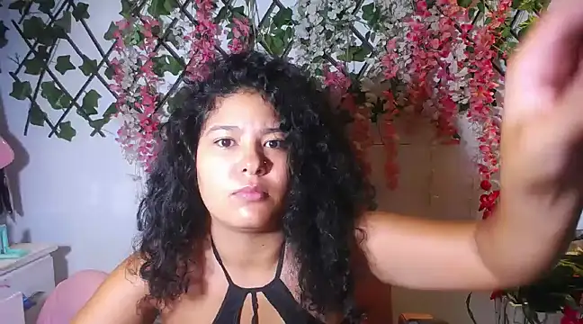 Hotcurlylatina online show from 11/13/24, 11:12