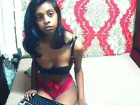 IndianSexyBitch4u online show from 11/13/24, 05:48