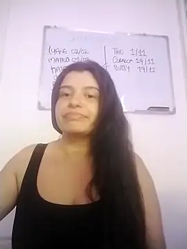 Veronica Ferreira online show from 01/06/25, 10:47