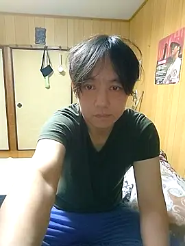 Love-Tomokun online show from 11/11/24, 09:57