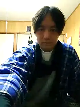 Love-Tomokun online show from 11/23/24, 01:04