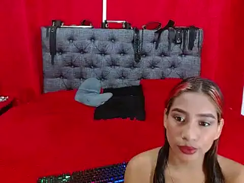 KrystalandCristi online show from 12/15/24, 04:01