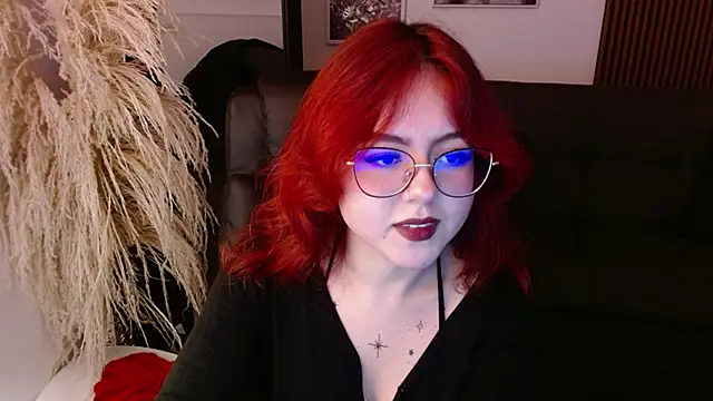 crimson tati  online show from 11/14/24, 10:02