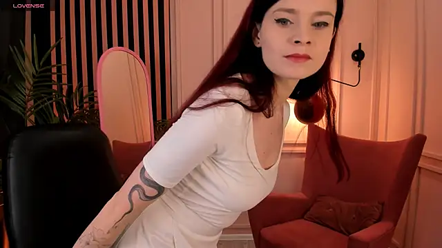 Lily Jayyy online show from 12/02/24, 10:32