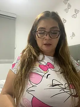 AntonellaAlondra4 online show from 12/20/24, 04:36