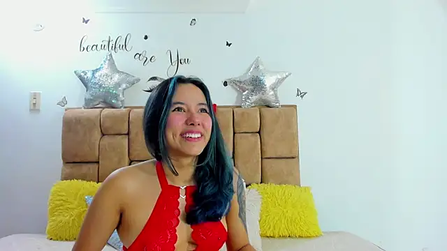 littledevilcolombiana online show from 12/21/24, 12:26