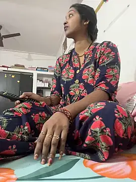 sweetIndiangirl92 online show from 12/01/24, 05:56