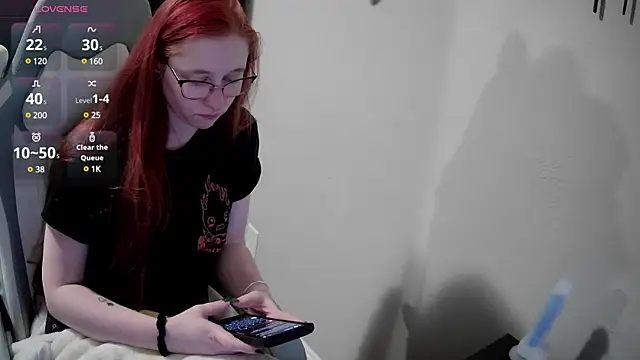 LilyFoxxx online show from 12/27/24, 04:25