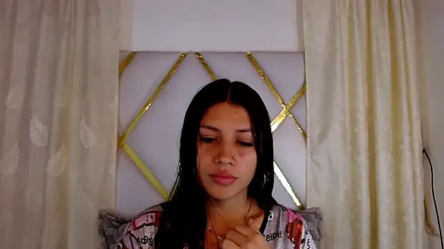 Melody Suarez  online show from 12/07/24, 11:36