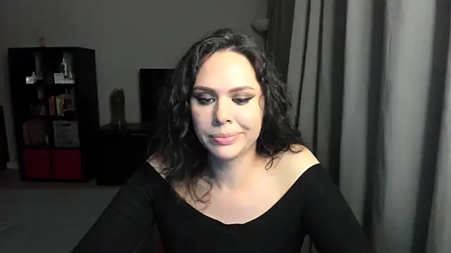 MollyCheiz online show from 11/21/24, 11:29