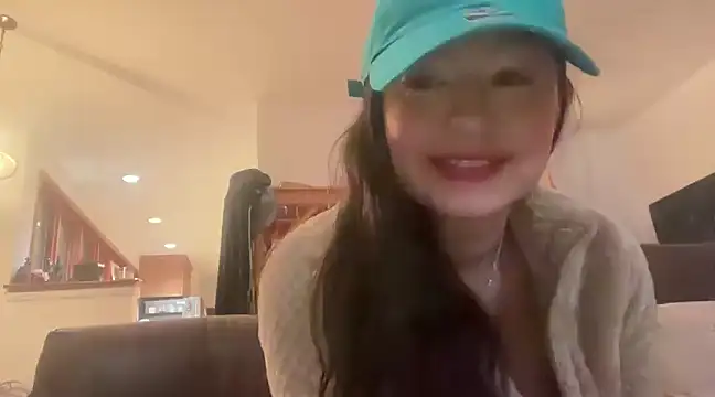 Lexi Lovely online show from 12/20/24, 10:37