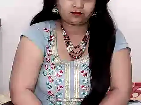 BABITA DARLING online show from 12/12/24, 04:19