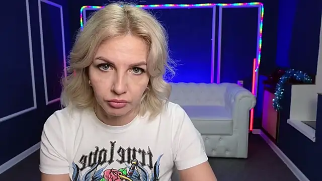 Barbara Blonde online show from 01/02/25, 04:32