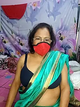 Hot-deviya online show from 12/16/24, 05:15