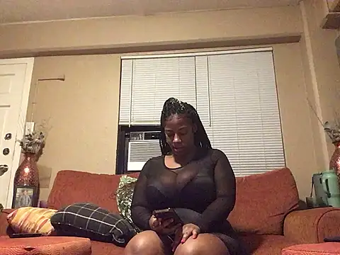 Eboni03 online show from 12/16/24, 04:41