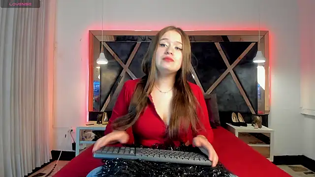 Samaraqueen69 online show from 12/12/24, 01:05