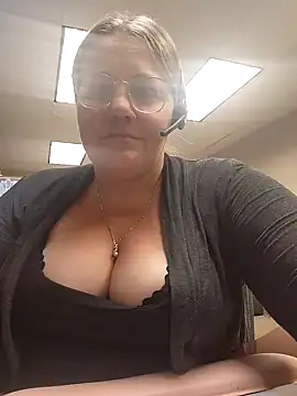 Appleass Milf online show from 12/26/24, 08:28