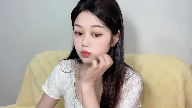 Qiqi--Baby online show from 01/04/25, 01:37