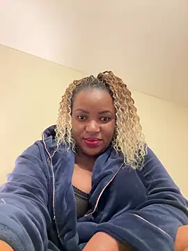 Curvy MelaninX online show from 01/11/25, 08:28