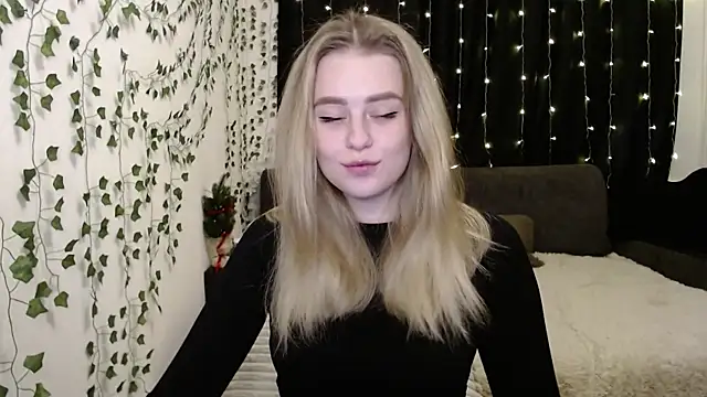 SofiaRosemary online show from 01/20/25, 11:36