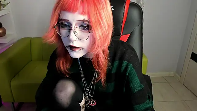 Emokitty666 online show from 02/01/25, 04:02