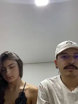 Lillyandbillyy online show from 02/03/25, 11:41