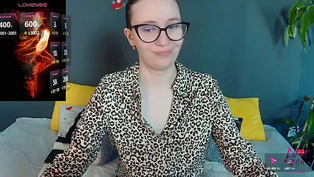 AlexaCharmy online show from 02/06/25, 08:55