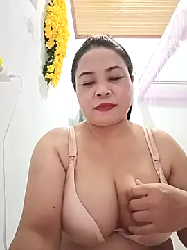 Baby-bigtits2024 online show from 02/15/25, 12:20