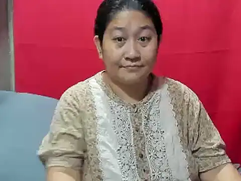 sweetpilipina88 online show from 11/18/24, 12:00