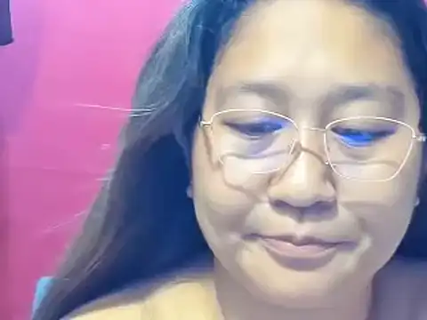 sweetpilipina88 online show from 12/04/24, 10:24