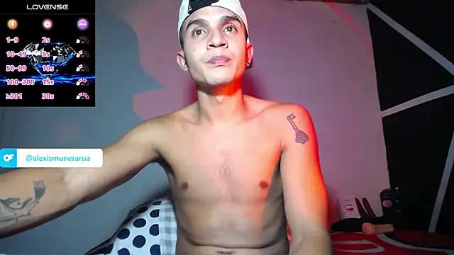 Angel latinboy online show from 11/14/24, 09:30