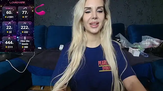 SexyQueenNina online show from 12/19/24, 11:54