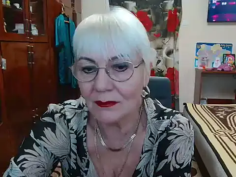 JenaCheim online show from 12/19/24, 06:27