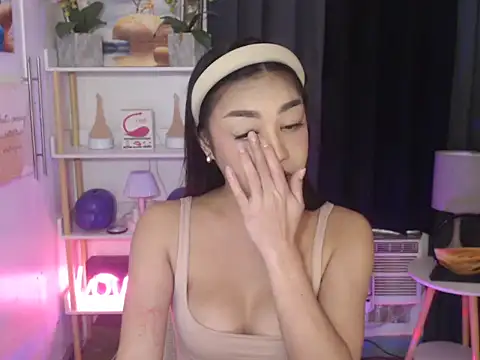 AsianMariaTs online show from 11/29/24, 11:38