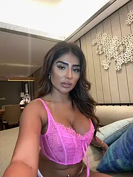 ArabicBarbie online show from 11/25/24, 07:55