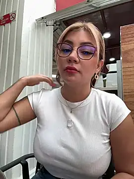 DIANITA 1988 online show from 12/18/24, 03:51